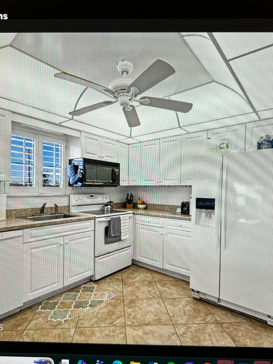 Full stocked large kitchen. stainless steel appliances, electric oven and stove. All good condition. Tile floor.