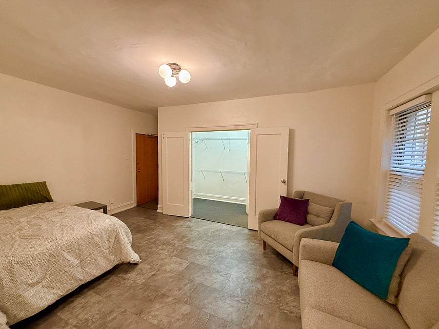Large living / sleeping area
