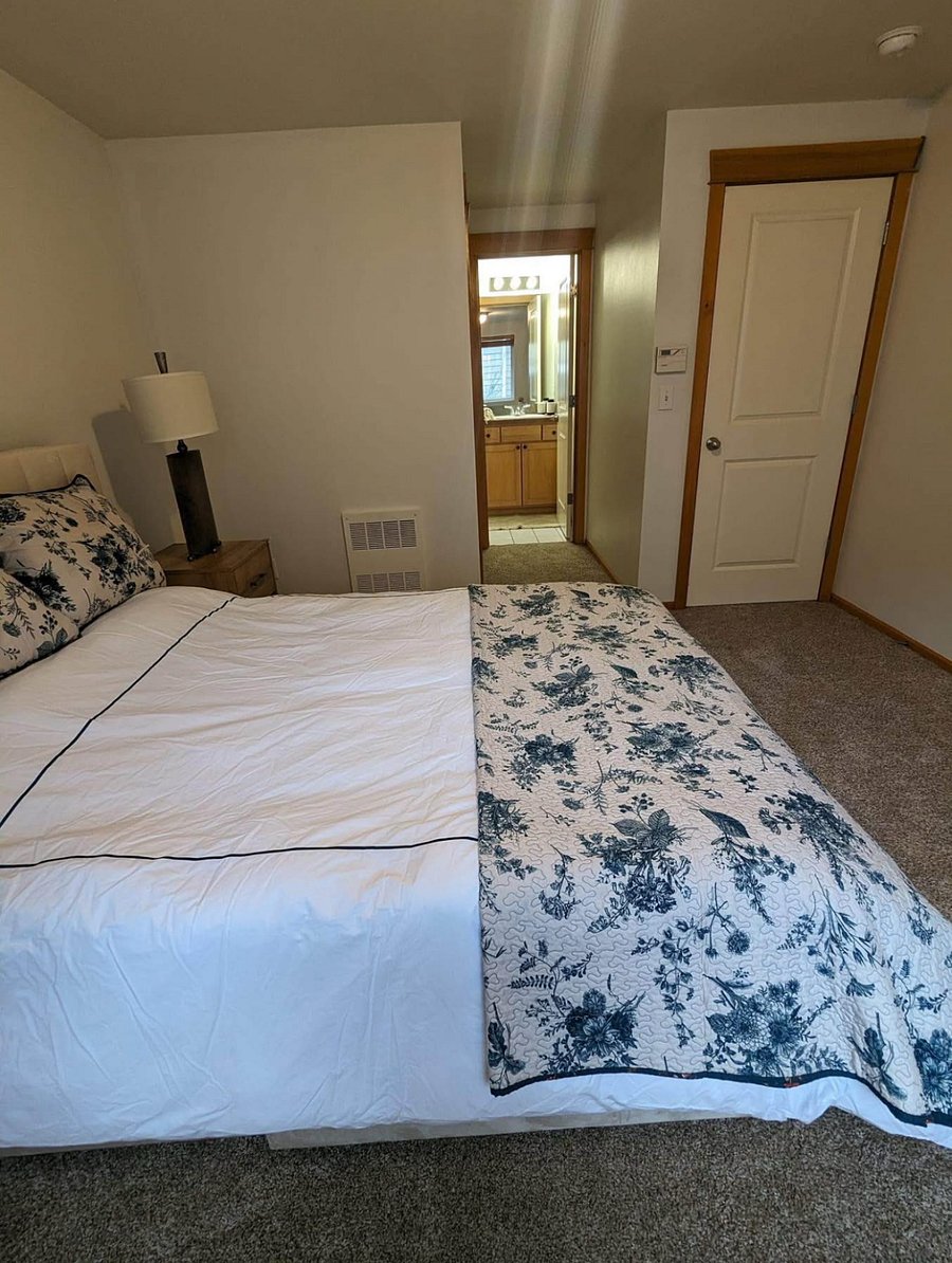 Furnished Finder property 814458_1 photo 12
