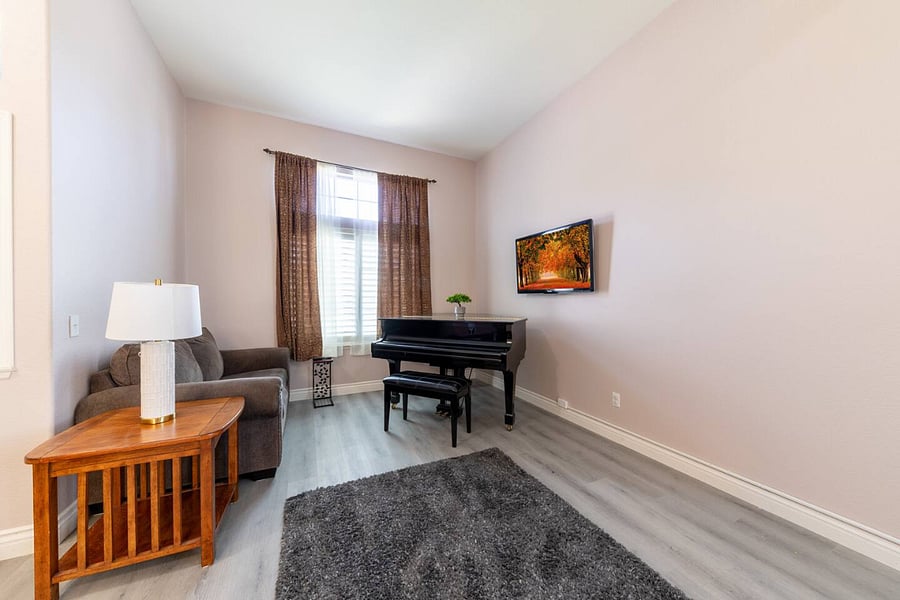 Furnished Finder property 814486_1 photo 2