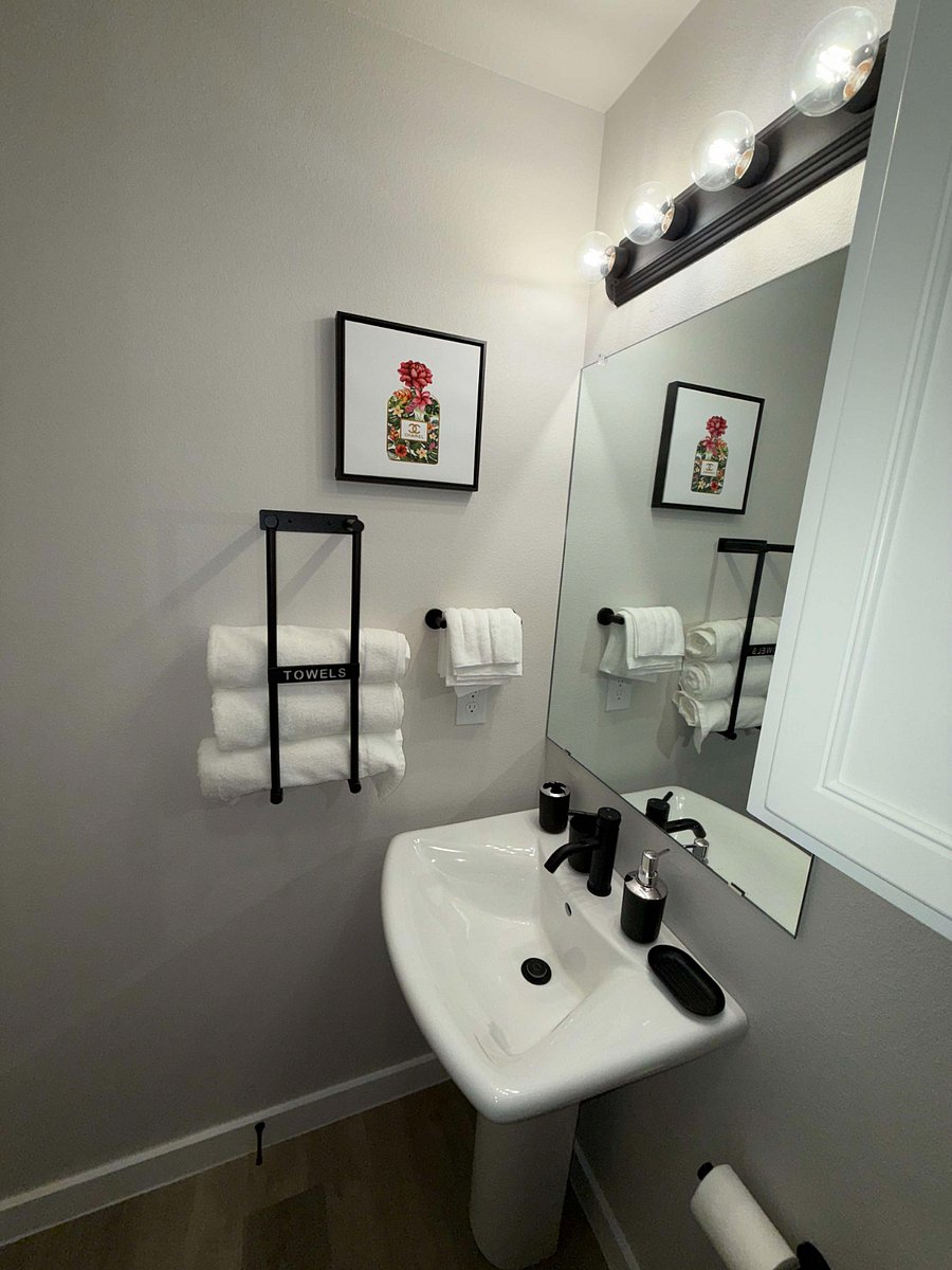 Furnished Finder property 814593_1 photo 9