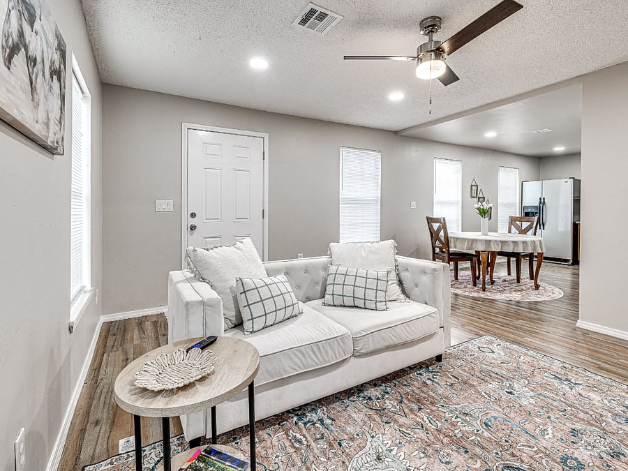 Furnished Finder property 814598_1 photo 18