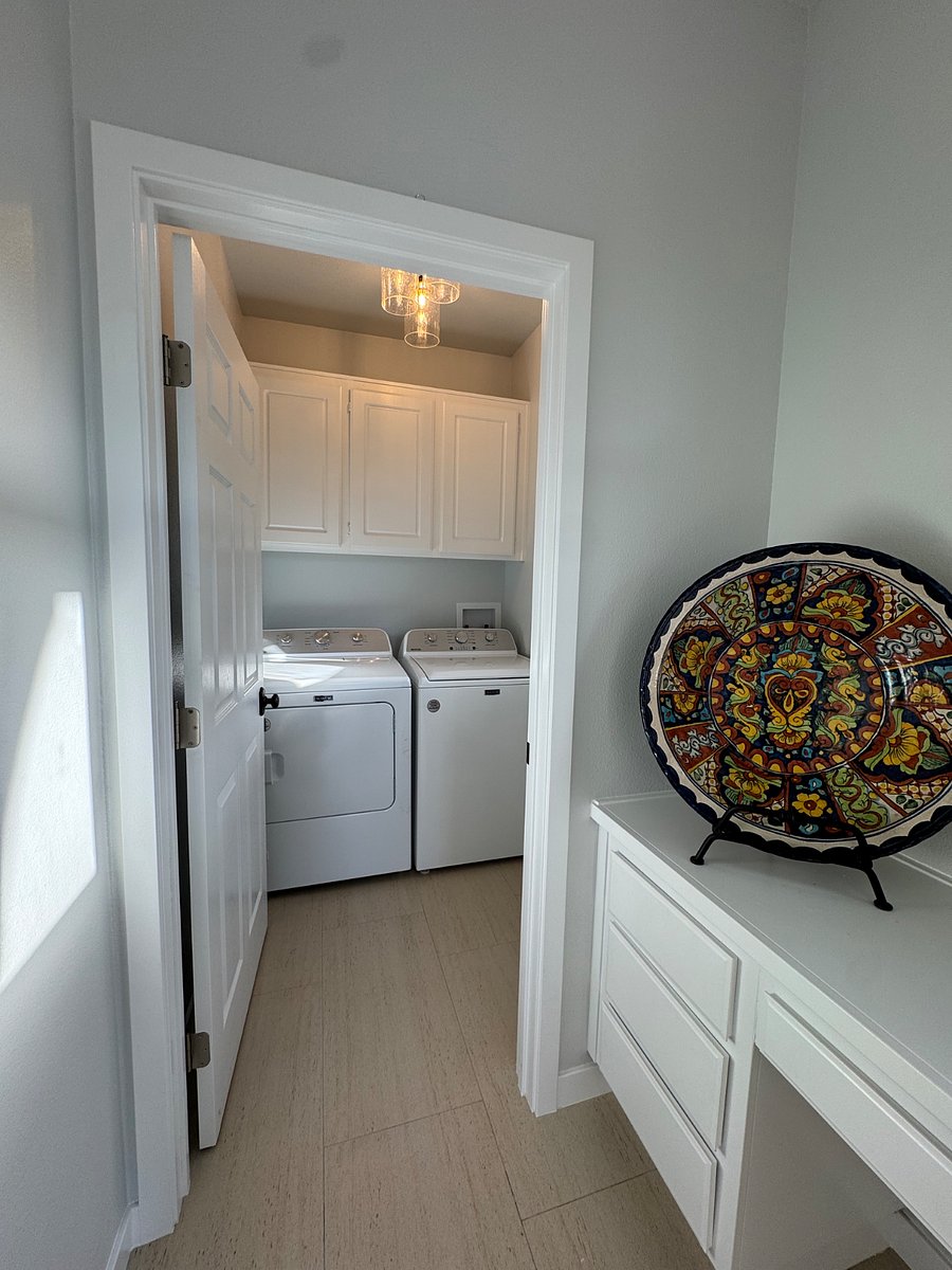 Furnished Finder property 814611_1 photo 10