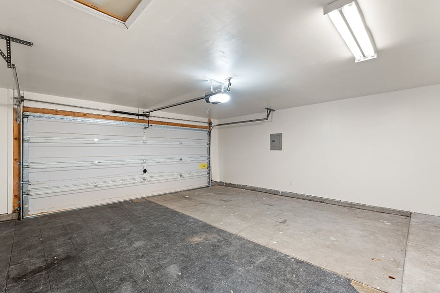 2 Car Garage