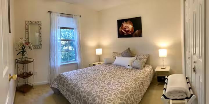 2nd bedroom