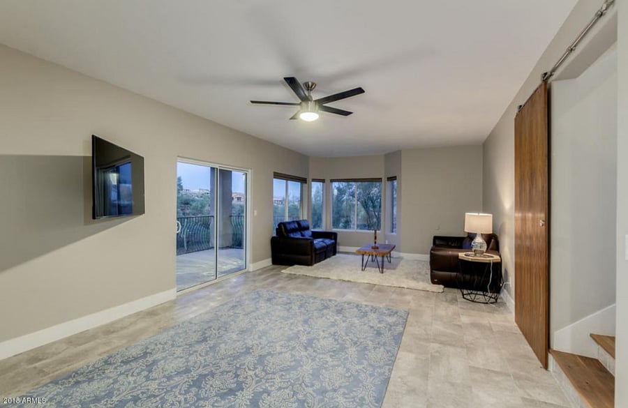 Second level living area