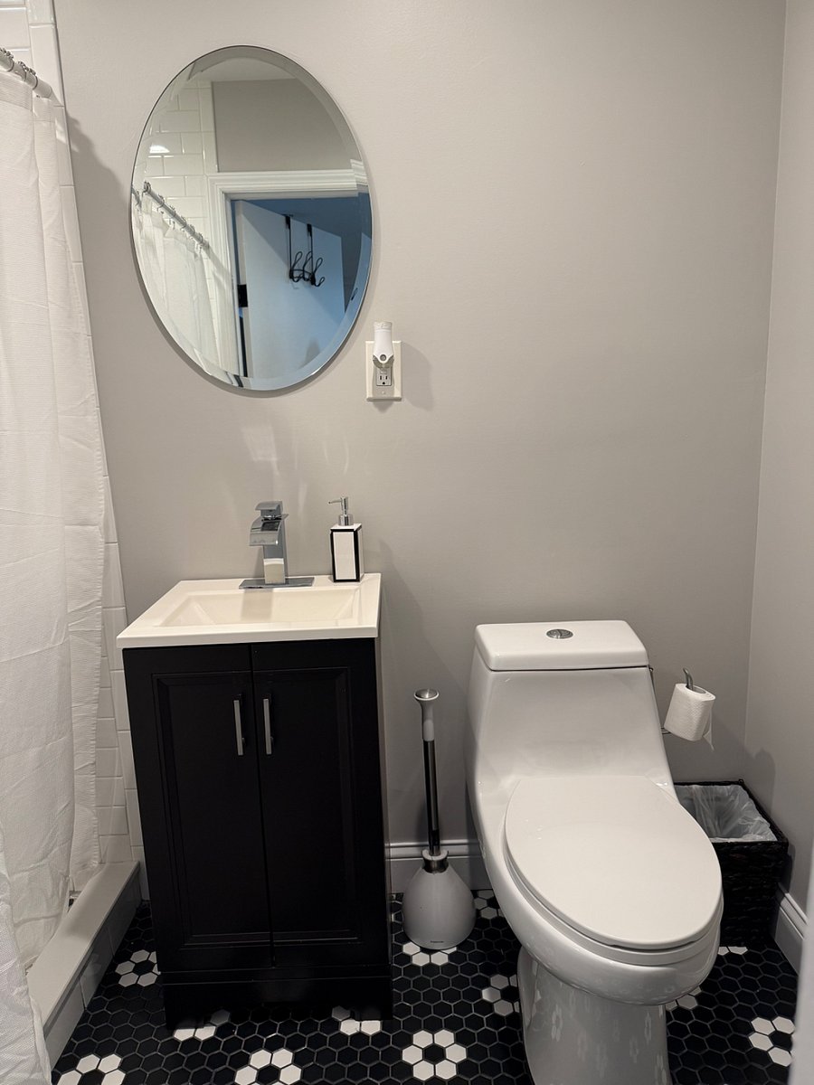 Furnished Finder property 815018_1 photo 7