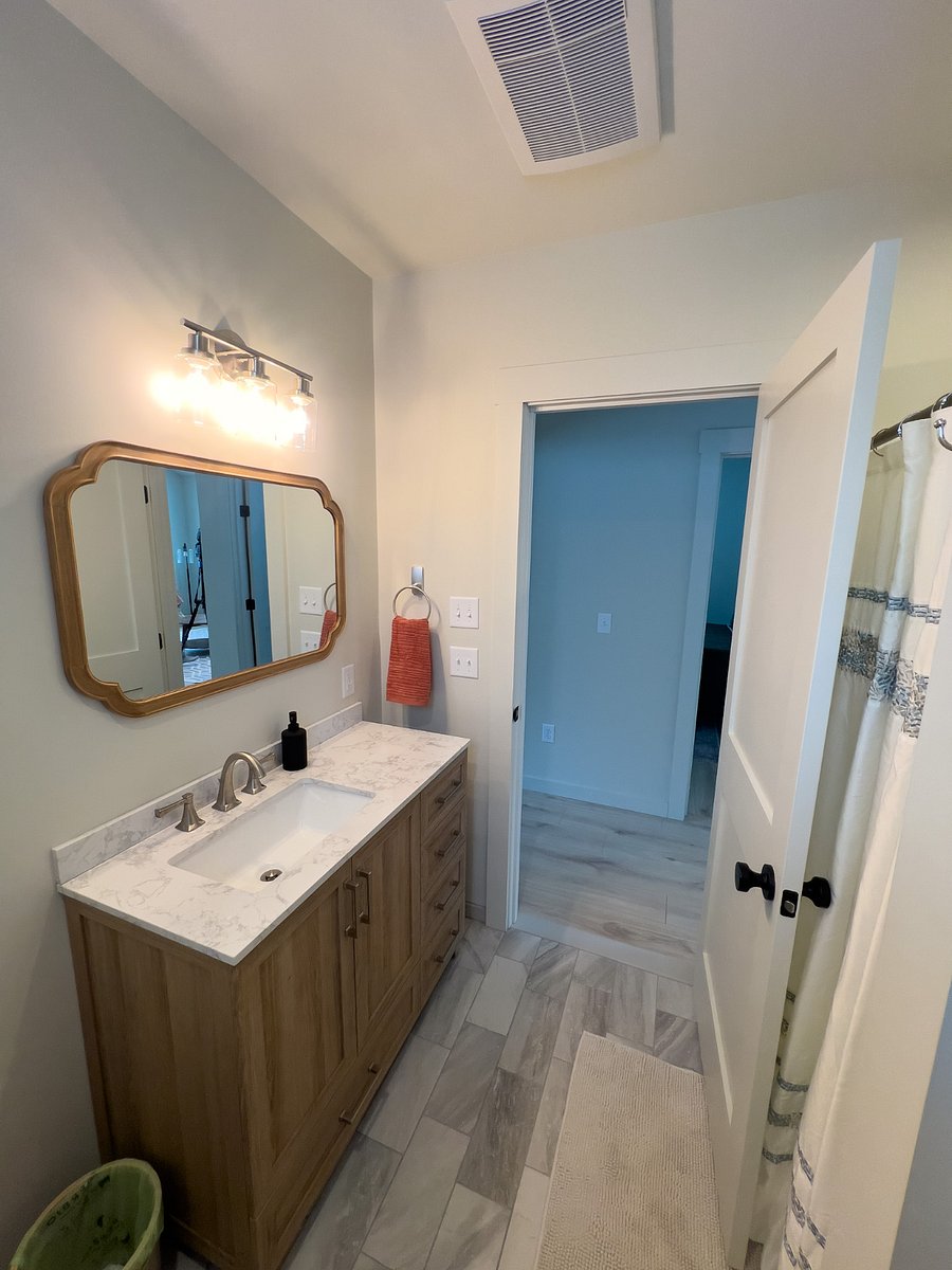 Furnished Finder property 815020_1 photo 18