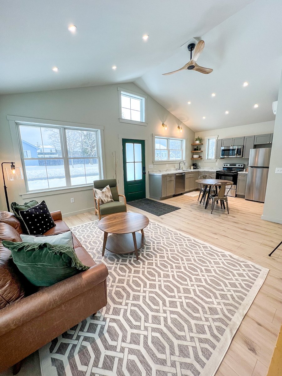 Furnished Finder property 815020_1 photo 1