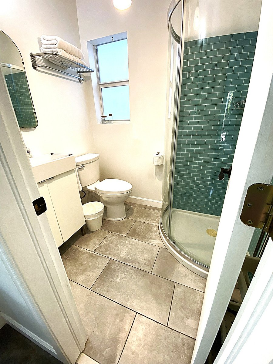 Furnished Finder property 815077_1 photo 15