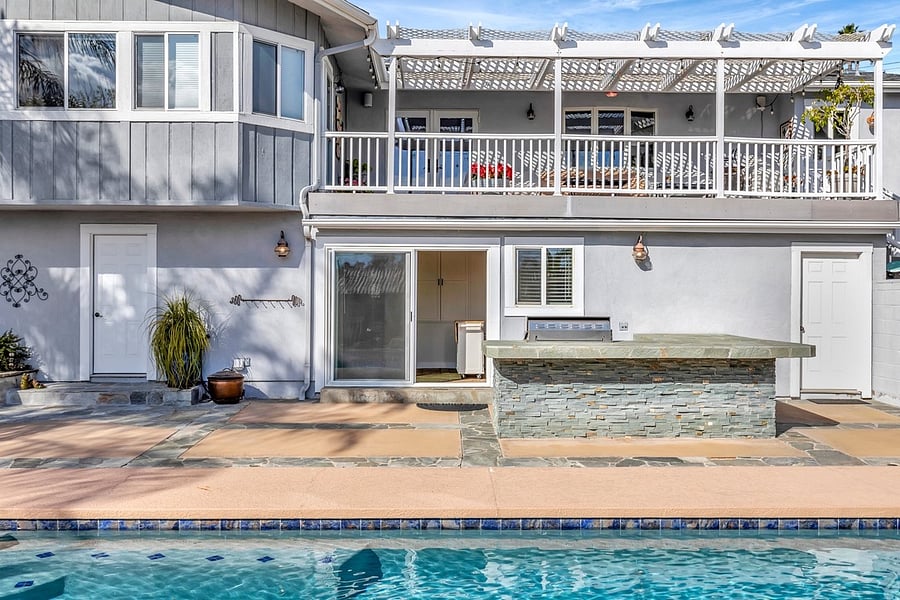 Furnished Finder property 815134_1 photo 1