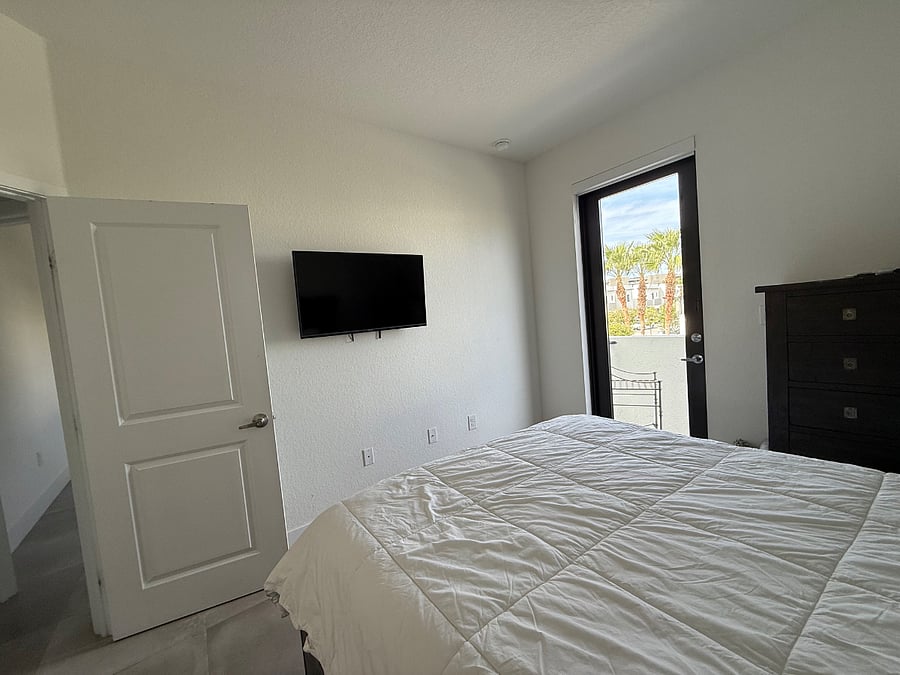 Furnished Finder property 815158_1 photo 3