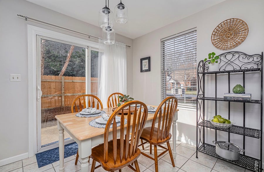 Eat-in kitchen, seats 6 overlooking private outside fenced-in patio area