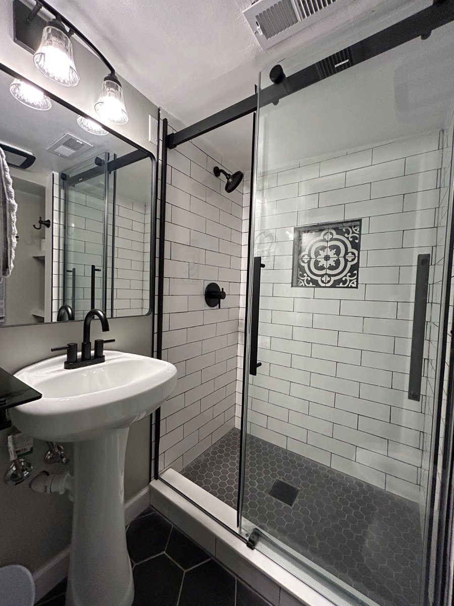 Furnished Finder property 815225_1 photo 43