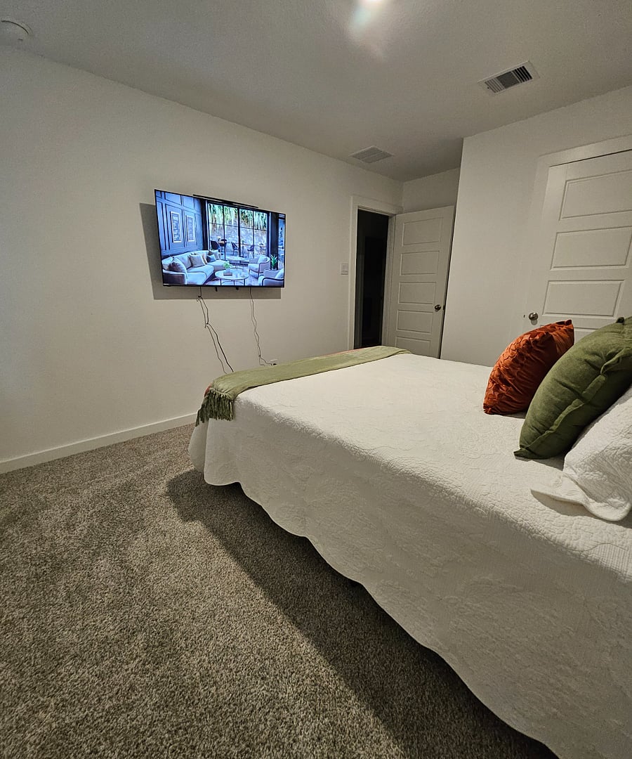 Furnished Finder property 815232_1 photo 12