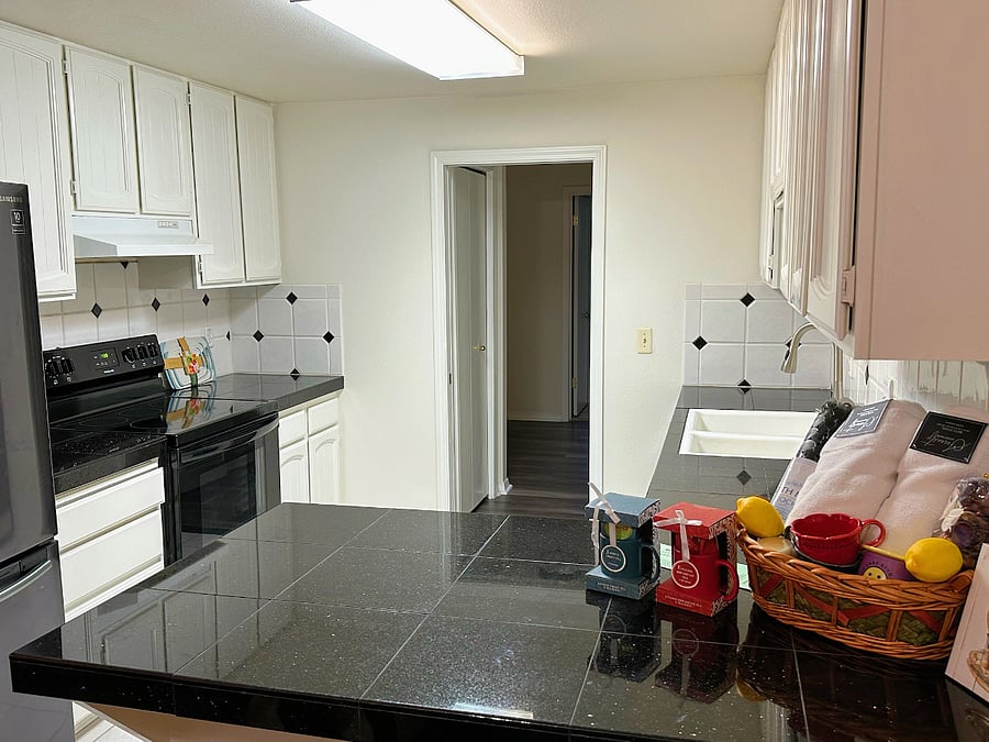 Furnished Finder property 815259_1 photo 17
