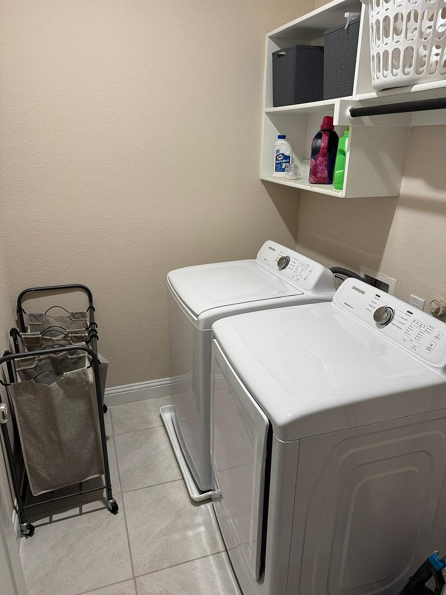 Furnished Finder property 815265_1 photo 18