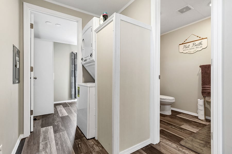 Furnished Finder property 815304_1 photo 14