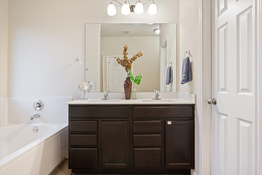 Furnished Finder property 815316_1 photo 12