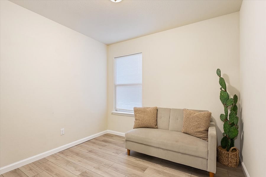 Furnished Finder property 815316_1 photo 14