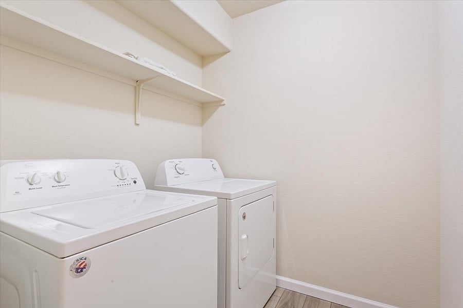 Furnished Finder property 815316_1 photo 15