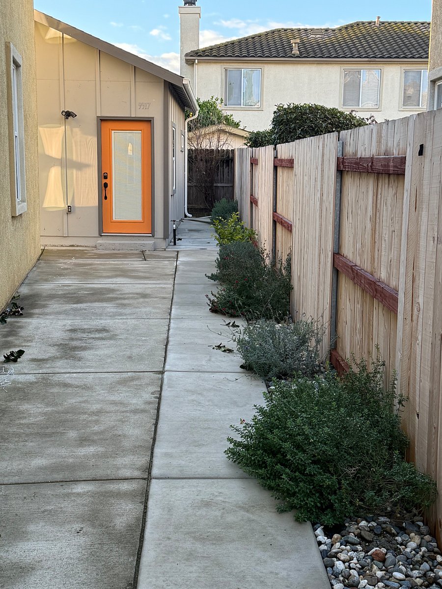 Furnished Finder property 815327_1 photo 2