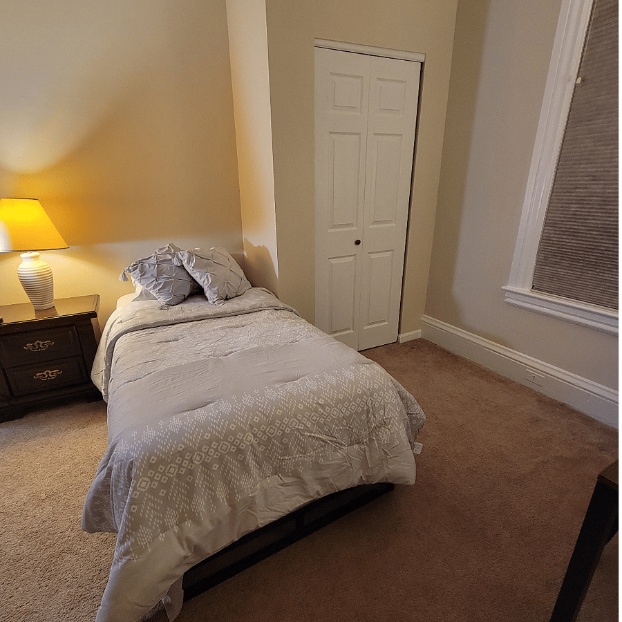 Furnished Finder property 815359_1 photo 6