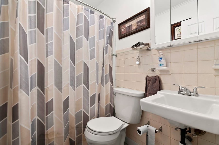 Furnished Finder property 815391_1 photo 17