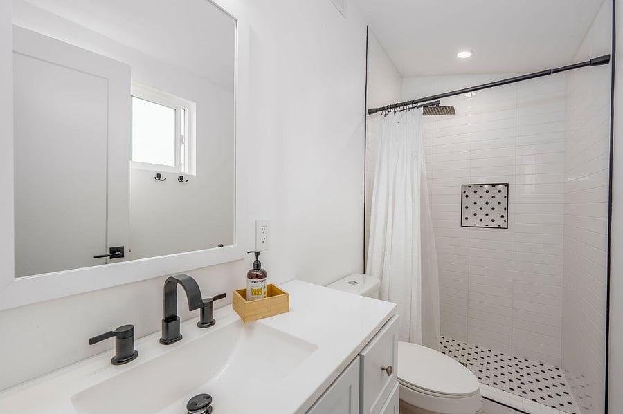 Furnished Finder property 815432_1 photo 28