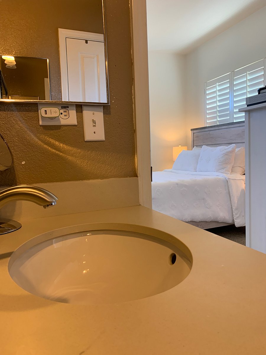 Furnished Finder property 815453_2 photo 4