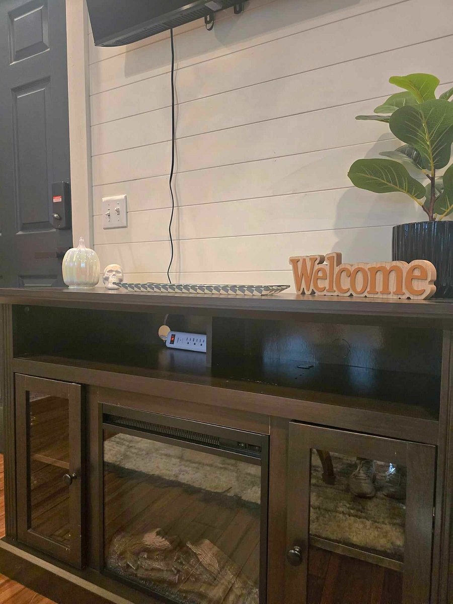 Furnished Finder property 815463_1 photo 10