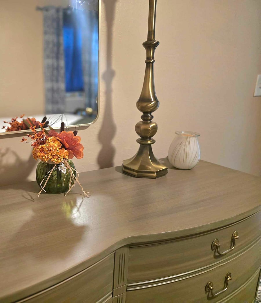 Bedroom 2, dresser