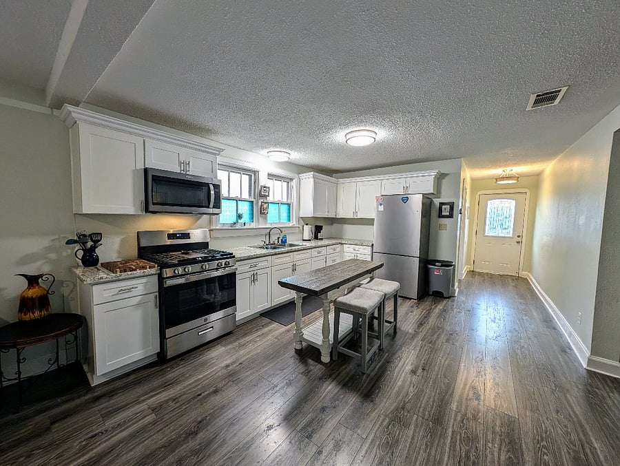Furnished Finder property 815504_1 photo 3