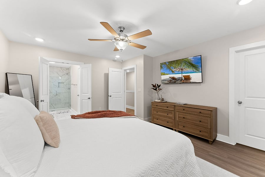 Furnished Finder property 815511_1 photo 17
