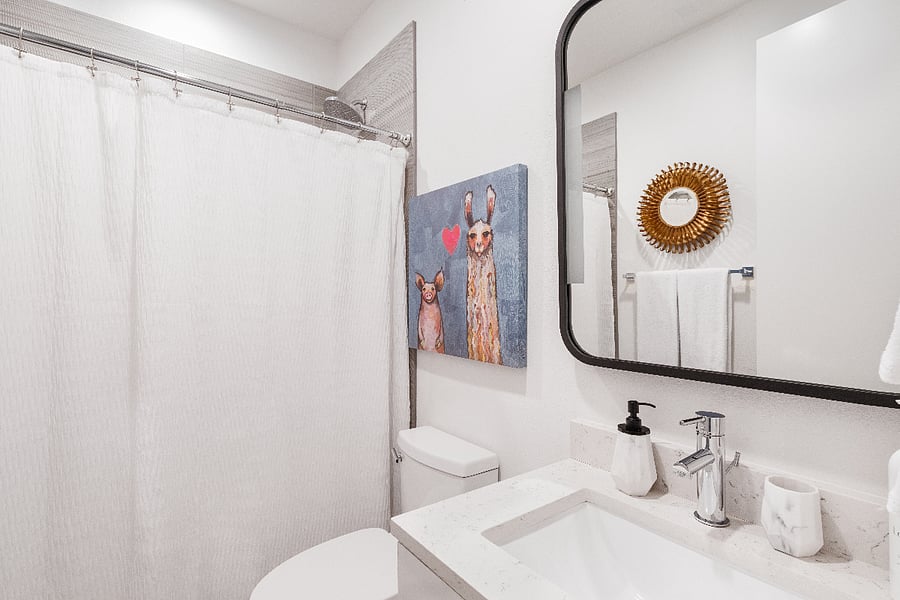 Guest Bathroom-Level 1