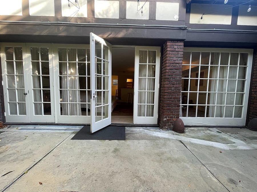 Furnished Finder property 815581_1 photo 17
