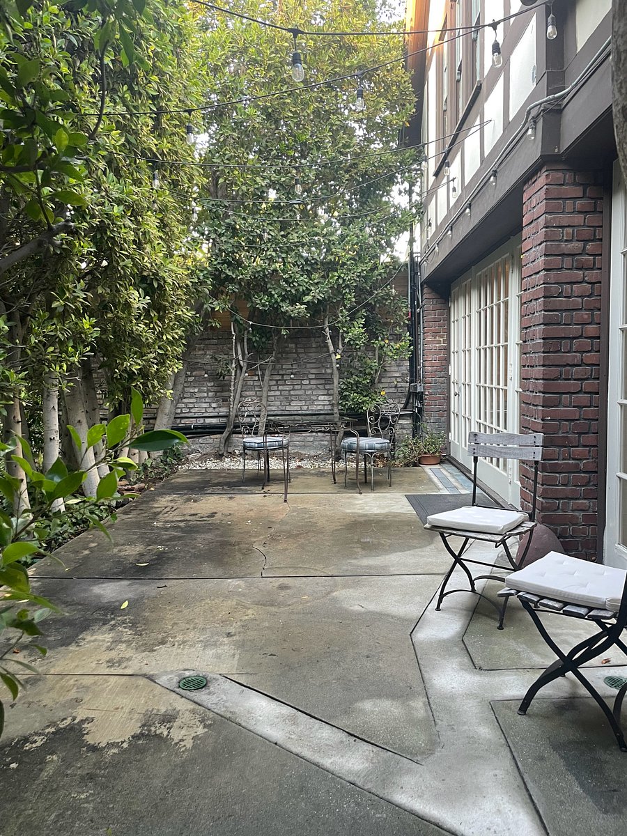 Furnished Finder property 815581_1 photo 10