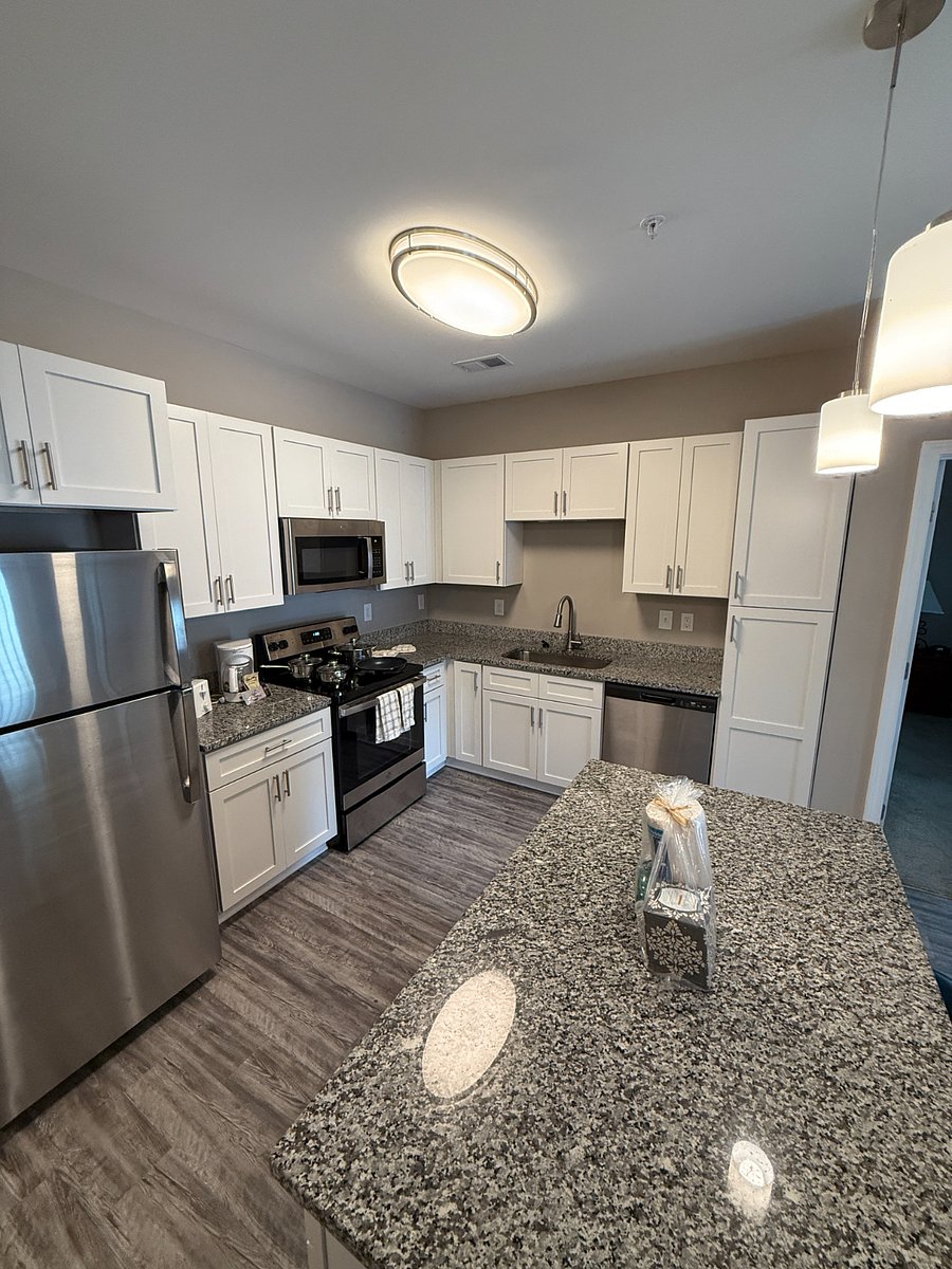 Furnished Finder property 815596_2 photo 9