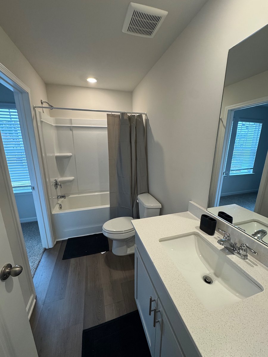 Furnished Finder property 815623_1 photo 11