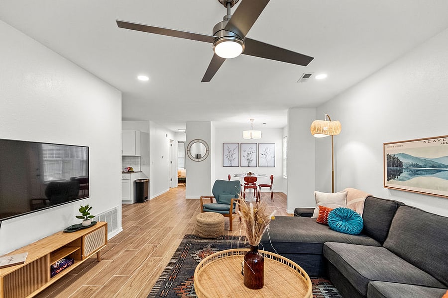Cozy living room with 55" vizio TV