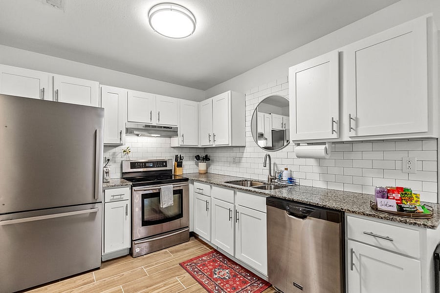 Furnished Finder property 815750_1 photo 8