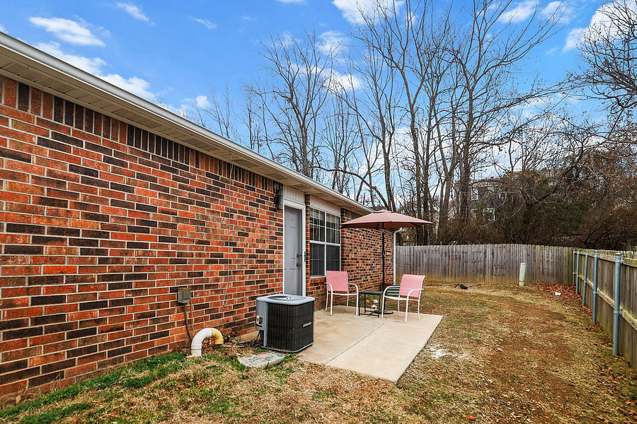 Side yard fully fenced
