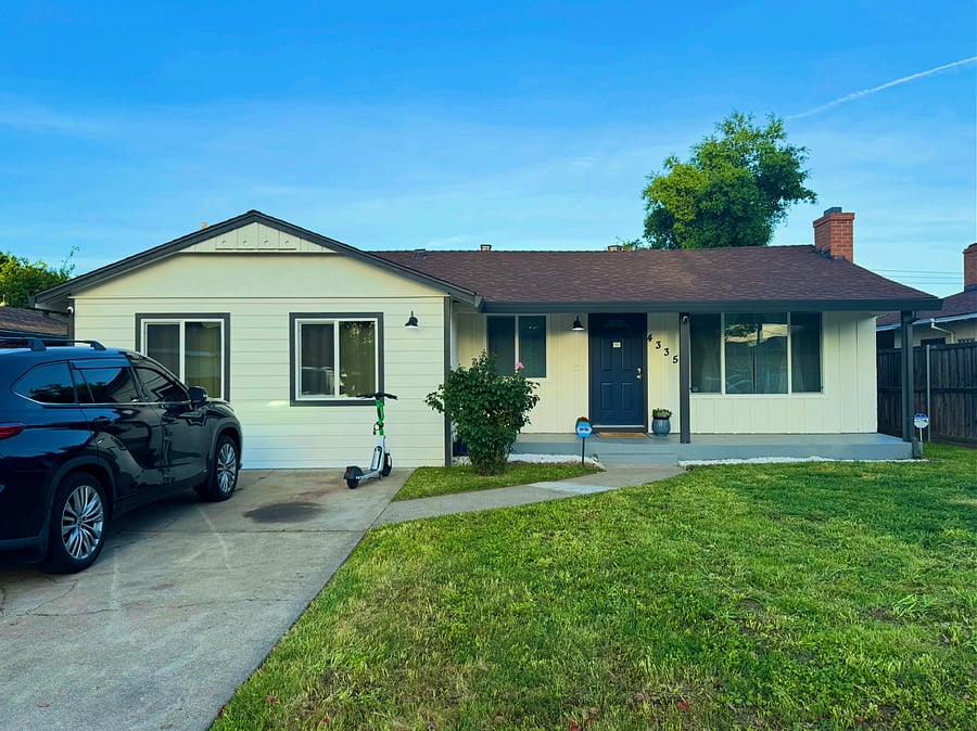Driveway can park up to 3 cars!