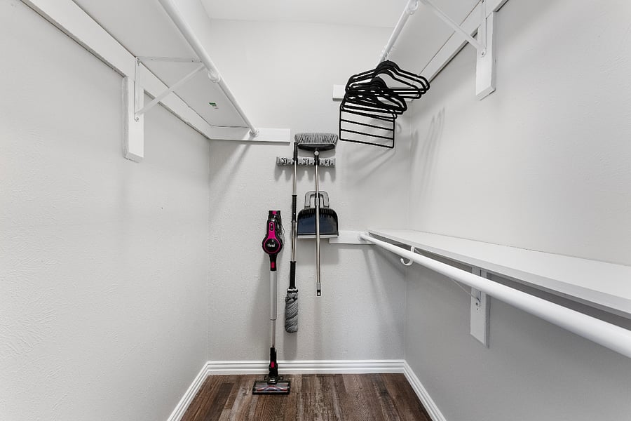 Walk In Closet