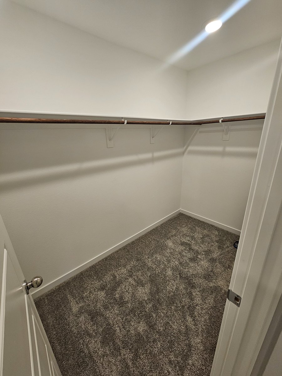 Furnished Finder property 815840_1 photo 8
