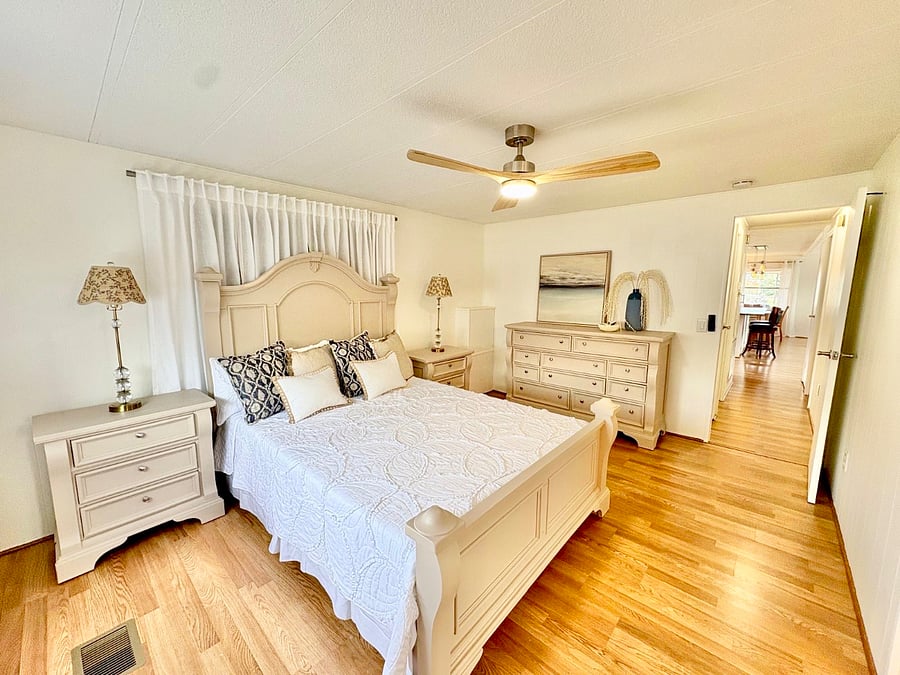 Furnished Finder property 815862_1 photo 17