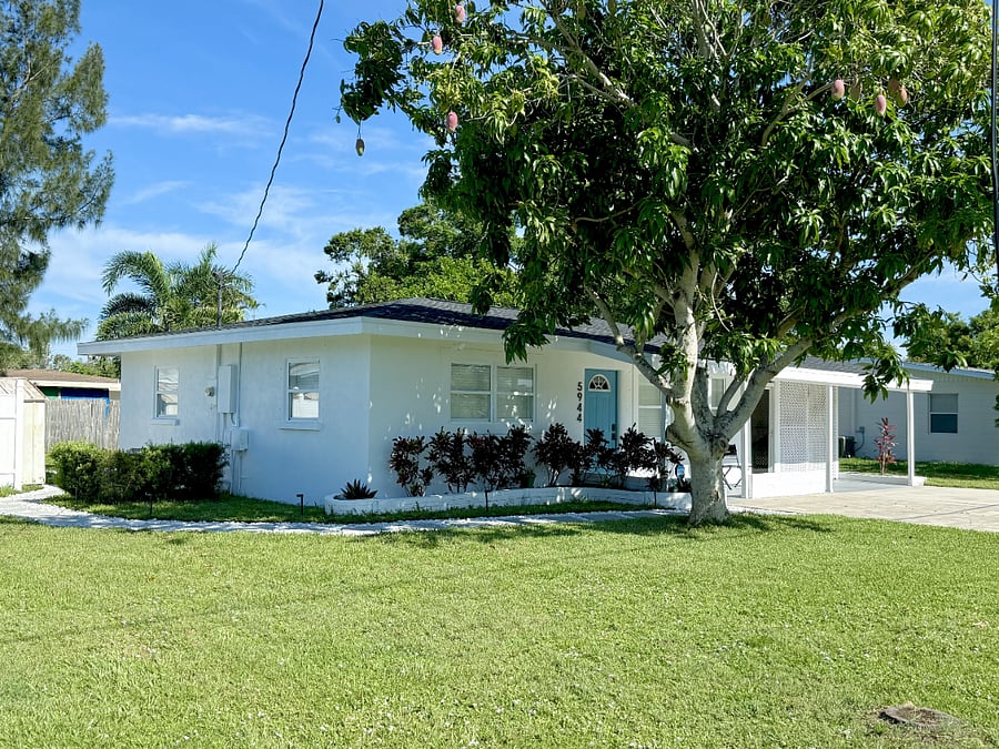 Furnished Finder property 815875_1 photo 22