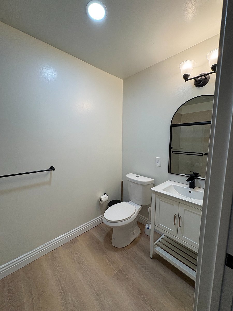 Furnished Finder property 815942_1 photo 12