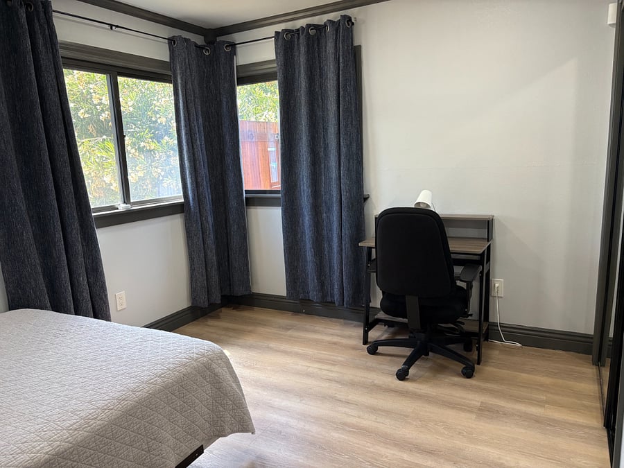 Furnished Finder property 815942_1 photo 9