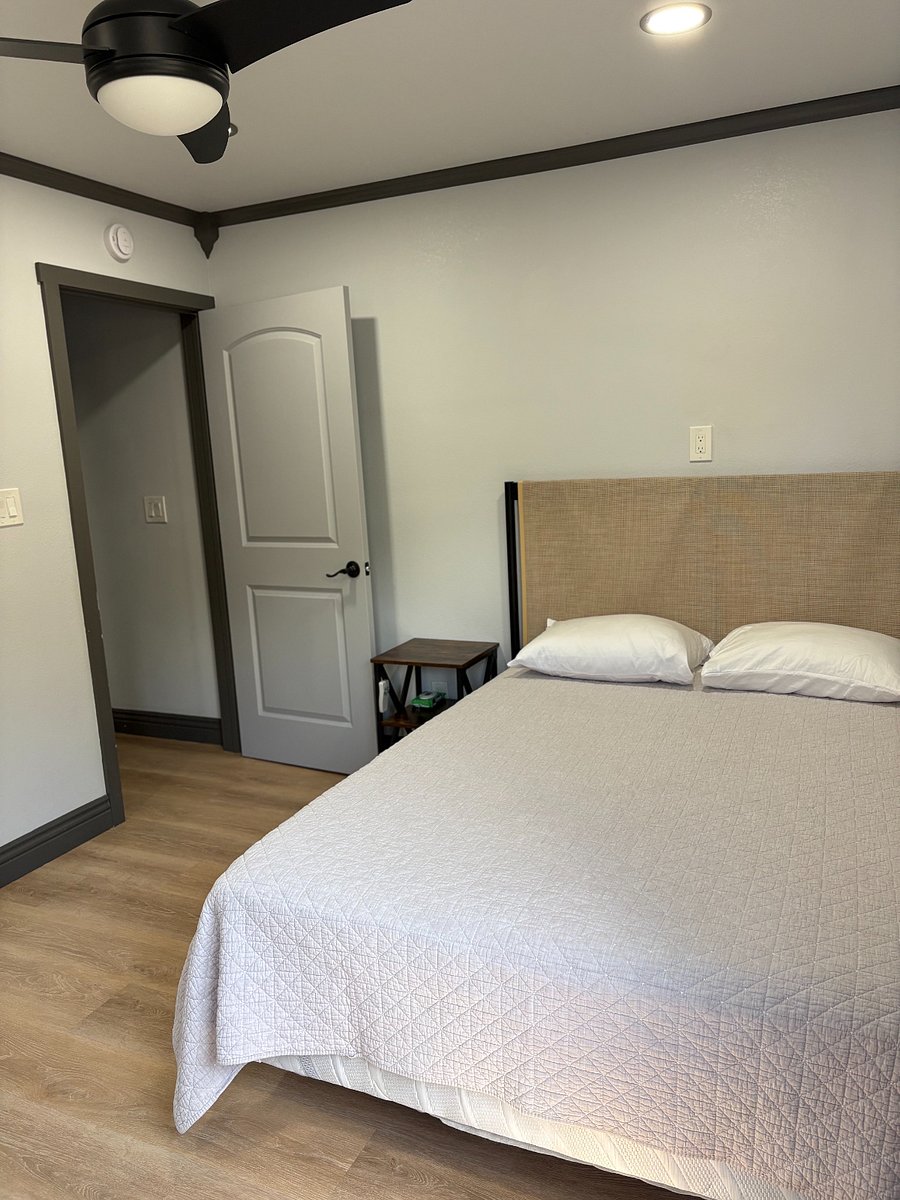 Furnished Finder property 815942_1 photo 8